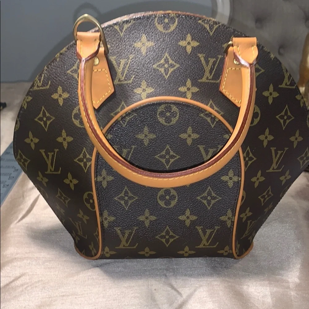 Louis Vuitton Brown Monogram ELLIPSE PM Handbag